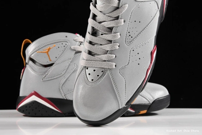 Kick Theory BV6281-006 Air Jordan 7 Reflective Cardinal 0728